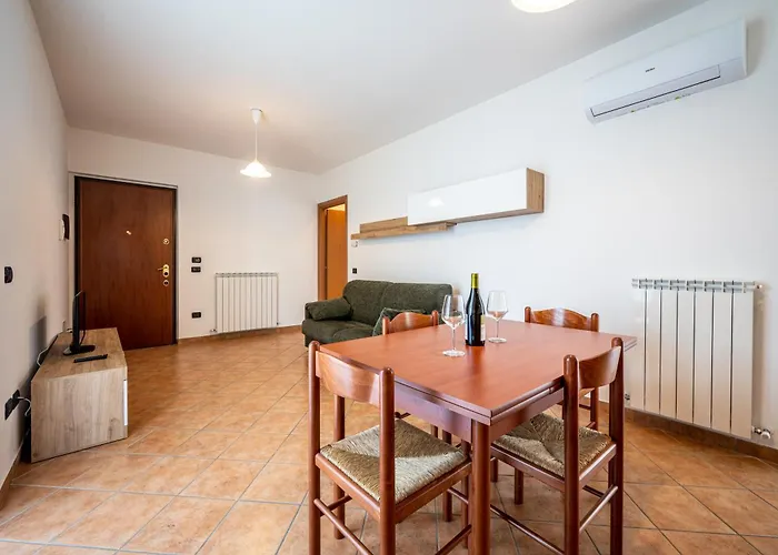 My Holidays New Eden 아파트 도마소